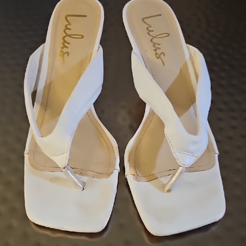 Lulu's Elegant Cream Sandals